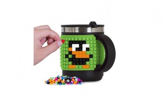 Termohrnek 440ml Pixie Crew se silikonovým panelem + pixely černá/zelená v blistru 13x15x9cm