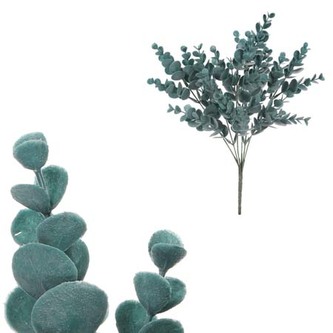 Eukalyptus v trse, petrolejová farba.