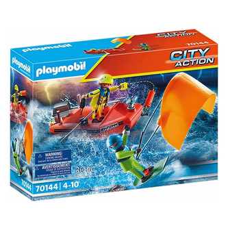 KITESURFER RESCUE WITH SPEEDBOAT 70144