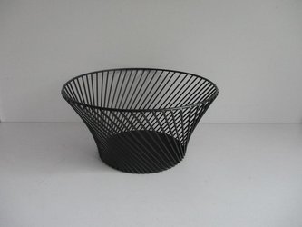 MÍSA NA OVOCE DRÁTĚNA ČERNÁ 25,5X16X12CM