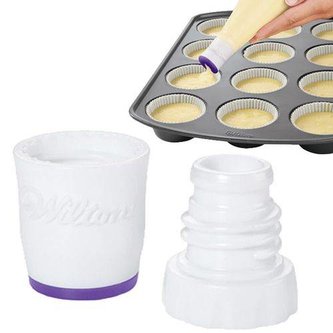 Pomůcka na pro plnění muffinů do košíčků - Wilton