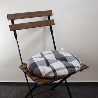 HOME ELEMENTS Podsedák prošívaný kulatý 40x40 cm kostičkovaný, Šedo-bílý