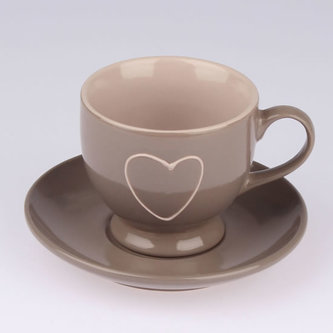 Porcelánový šálek se srdcem a podšálek - hnědý 200 ml