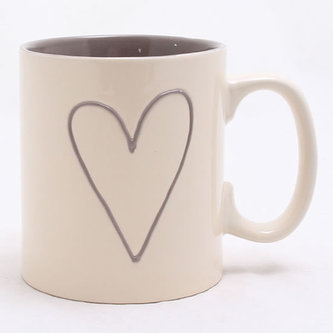 Porcelánový hrnek se srdcem - krémový 600 ml