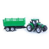 traktor s vlečkou v krabici