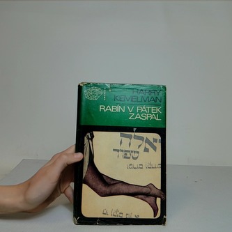 Rabín v pátek zaspal