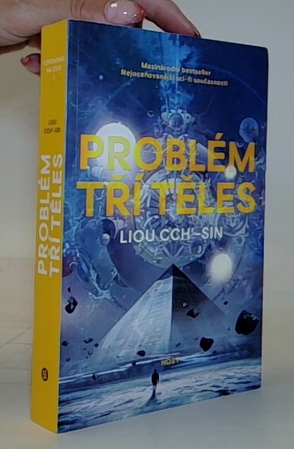 Problém tří těles