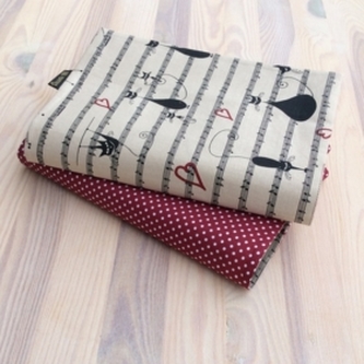 Obal na knihu Kočky na notách/puntík na bordó