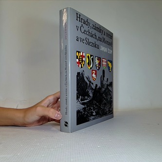 Hrady,zámky a tvrze v Čechách ,na Moravě a ve Slezku-zípadni Čec