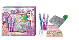 Tetovací studio s šablonami