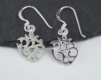 Stříbrné visací náušnice, Óm zdobený - 18 x 19 mm