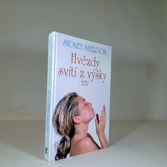 Hvězdy svítí z výšky