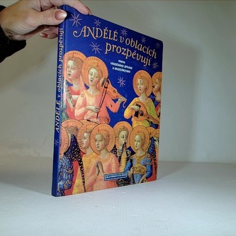 Andělé v oblacích prozpěvují