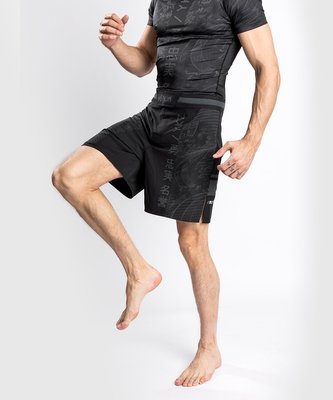 MMA šortky Venum YKZ21 matná černá XL