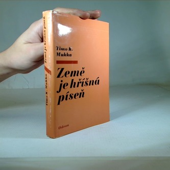Země je hříšná píseň