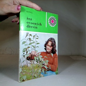 Řez ovocných dřevin