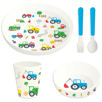 Znovupoužitelná dětská sada nádobí 5 kusů z recyklovaných plastových lahví RPET hrnek, miska, talíř a příbor - Malé traktory