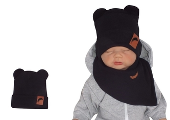 Z&Z Dvouvrstvá žebrovaná čepička s oušky, černá; 56/62 (0-3m)