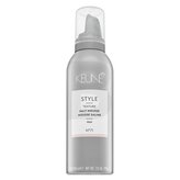 Vlasová kosmetika  v naší nabídce nese jména těch nejslavnějších kadeřnických značek. Stylingové spreje značky Keune z kolekce Style byly vytvořeny pro všechny typy vlasů speciálně pro ženy. Tento kadeřnický zázrak má objem 200 ml.