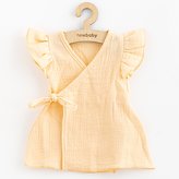 Letní kojenecké mušelínové šaty New Baby Leny peach - velikost 56 (0-3m)