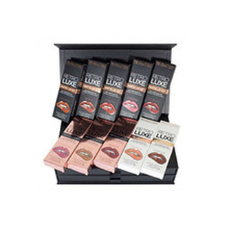 Makeup Revolution Trezor plný retro luxusních sad na rty Retro Luxe Lip Vault woman