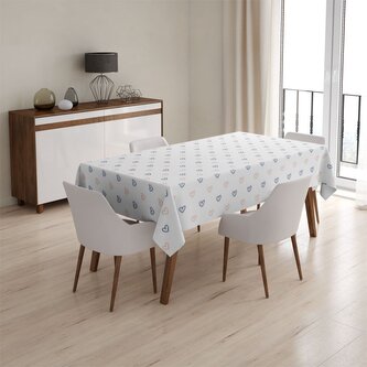 Ubrus Srdíčka na bílé: 130x130 cm