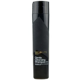 label.m Jemně čisticí šampon pro všechny typy vlasů Cleanse (Gentle Cleansing Shampoo) Jemně čisticí šampon pro všechny typy vlasů Cleanse (Gentle Cleansing Shampoo) - Objem 300 ml woman