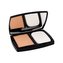Chanel Kompaktní matující make-up SPF 15 Le Teint Ultra (Ultrawear Flawless Compact Foundation) 13 g Kompaktní matující make-up SPF 15 Le Teint Ultra (Ultrawear Flawless Compact Foundation) 13 g - Odstín 40 woman