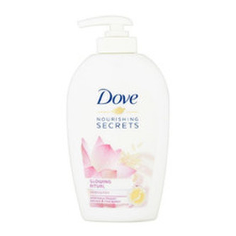 Dove Tekuté mýdlo Lotosový květ a rýžová voda Glowing Ritual (Hand Wash) Tekuté mýdlo Lotosový květ a rýžová voda Glowing Ritual (Hand Wash) - Objem 500 ml - náhradní náplň woman