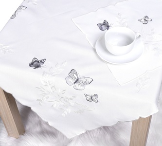 Ubrus celoroční, Motýlí a bílý list vyšívaný, bílý pr. 35 cm