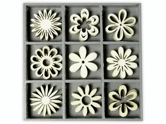 Dřevěné ozdoby v boxu 45ks - kytičky - 9 motivů po 5 ks, rozměr motivu: 3x3cm.