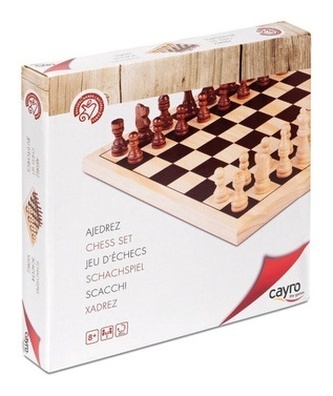 Šachy z přírodního dřeva