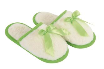 Australské meríno pantofle 520g/m2 - bílý beránek/zelená stuha - velikost 41-42