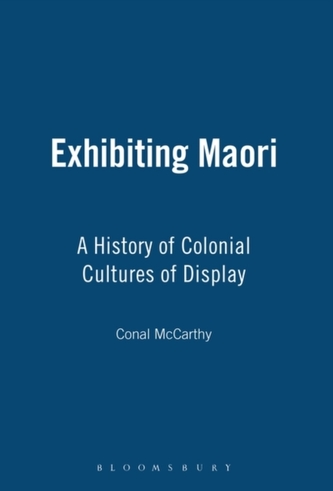 Exhibiting Maori