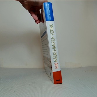 500 háčkovaných vzorů