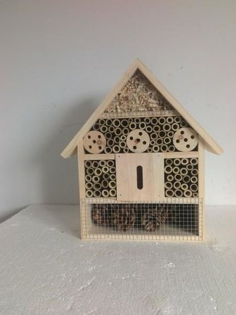 HUHU Dreveny dum pro hmyz