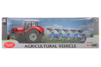 Traktor s orným pluhem