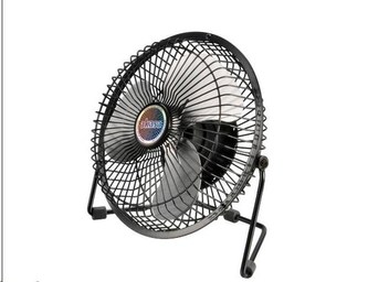 AKASA stolní ventilátor 6\", 197 x 125 x 190mm, napájení z USB portu, hliníkové lopatky