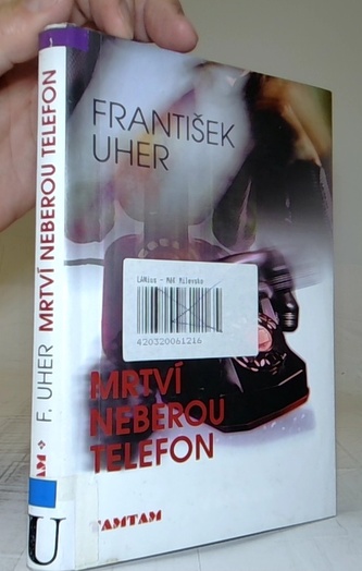 Mrtví neberou telefon